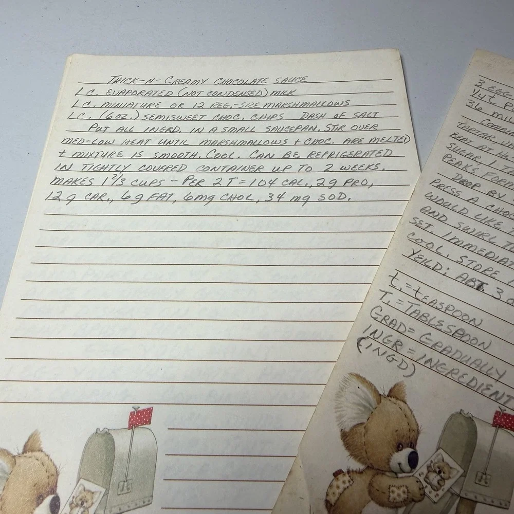 Vintage 80s 90s Grandma's Family Recipe Box 20‎ Handwritten Cards Written